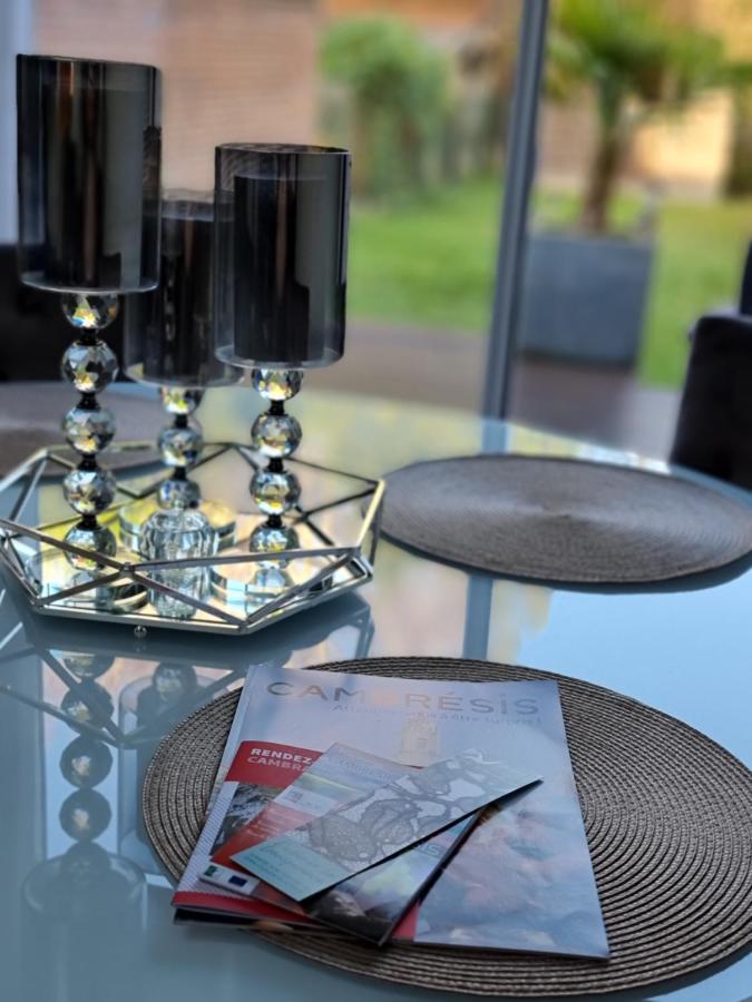 Oasis Citadine Terrasse Intime Jardin Privatif En Plein Centre Ville 70M2 Cambrai Exteriér fotografie